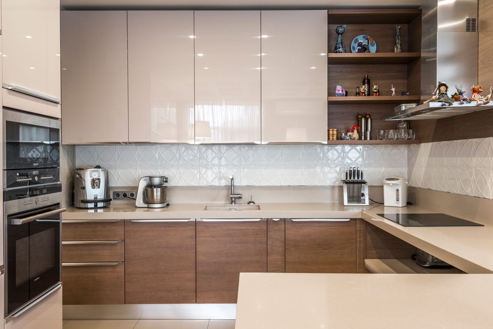 Modern kitchen with contemporary cabinets and appliances – gallery